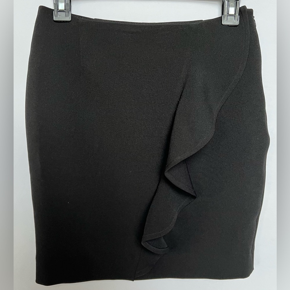 NWT - IRO Embellished Front Ruffle Pencil Skirt - Black - Size EU 36 US 6 Small‎